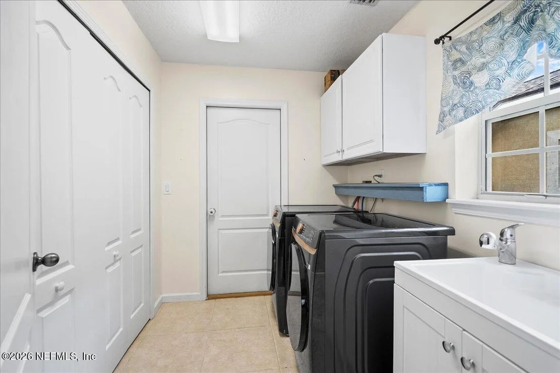Photo of 2470 COUNTRY SIDE Drive