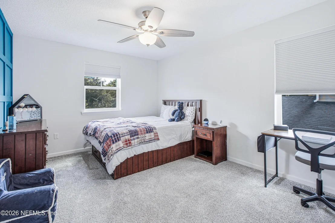 Photo of 95 HOWLAND Drive