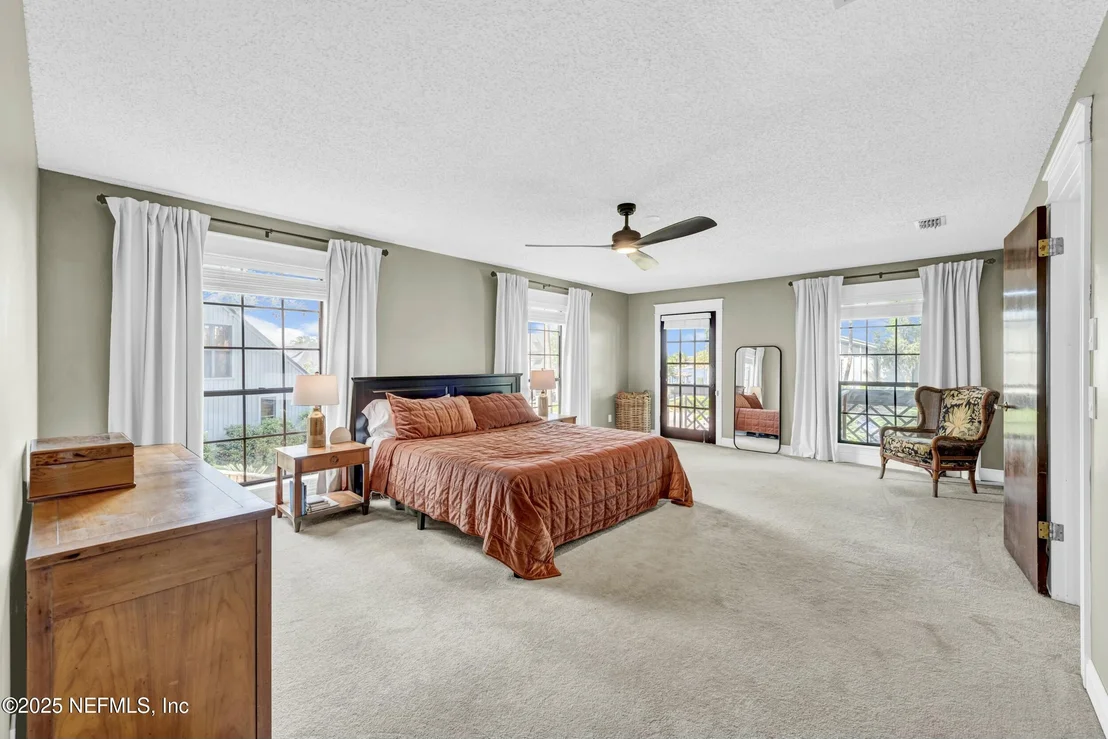 Photo of 4944 MARINERS POINT Drive