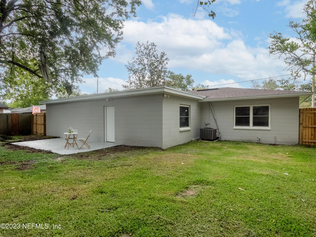 Photo of 4448 JADE Drive W