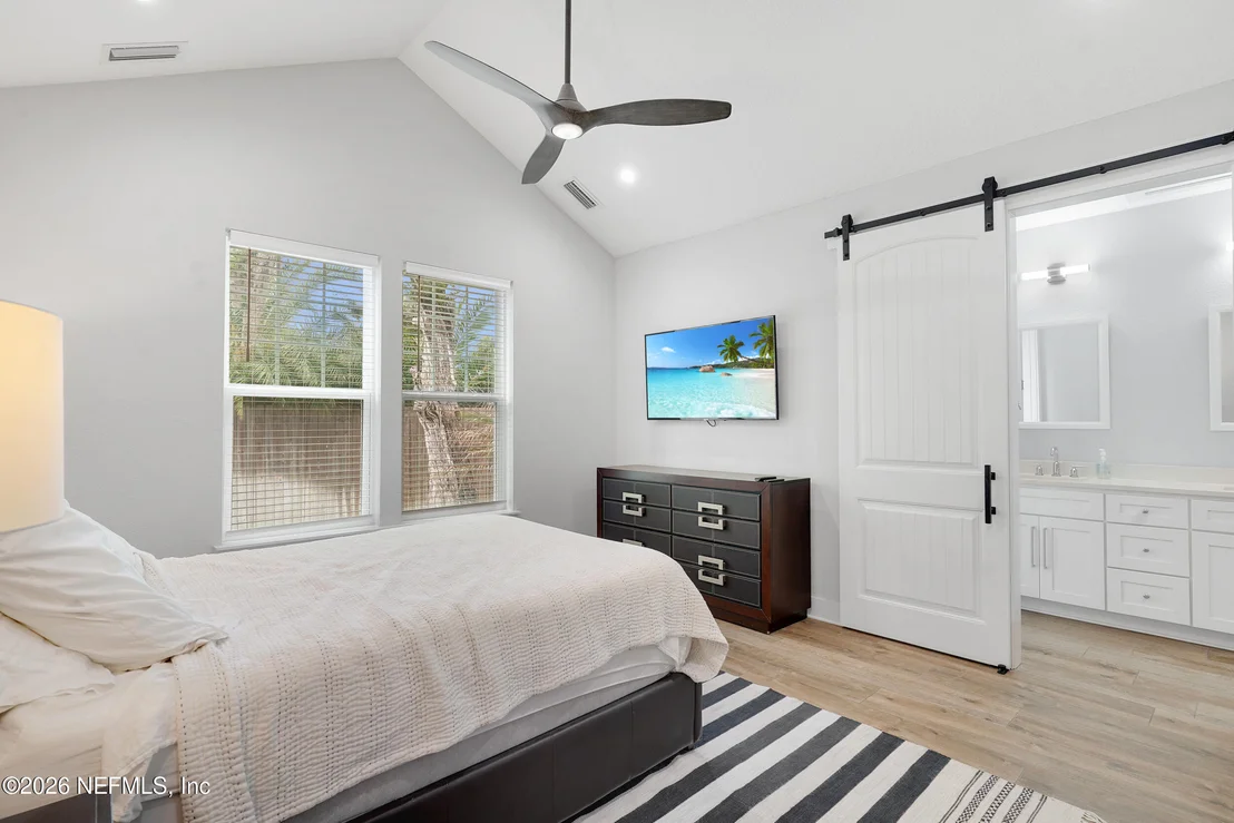 Photo of 5 SOLANO Avenue