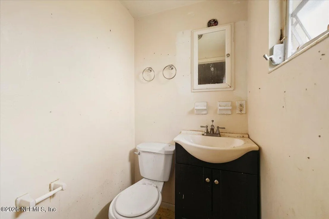 Photo of 201 CANIS Drive W