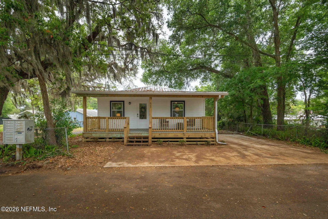 Photo of 627 CATHEDRAL Place