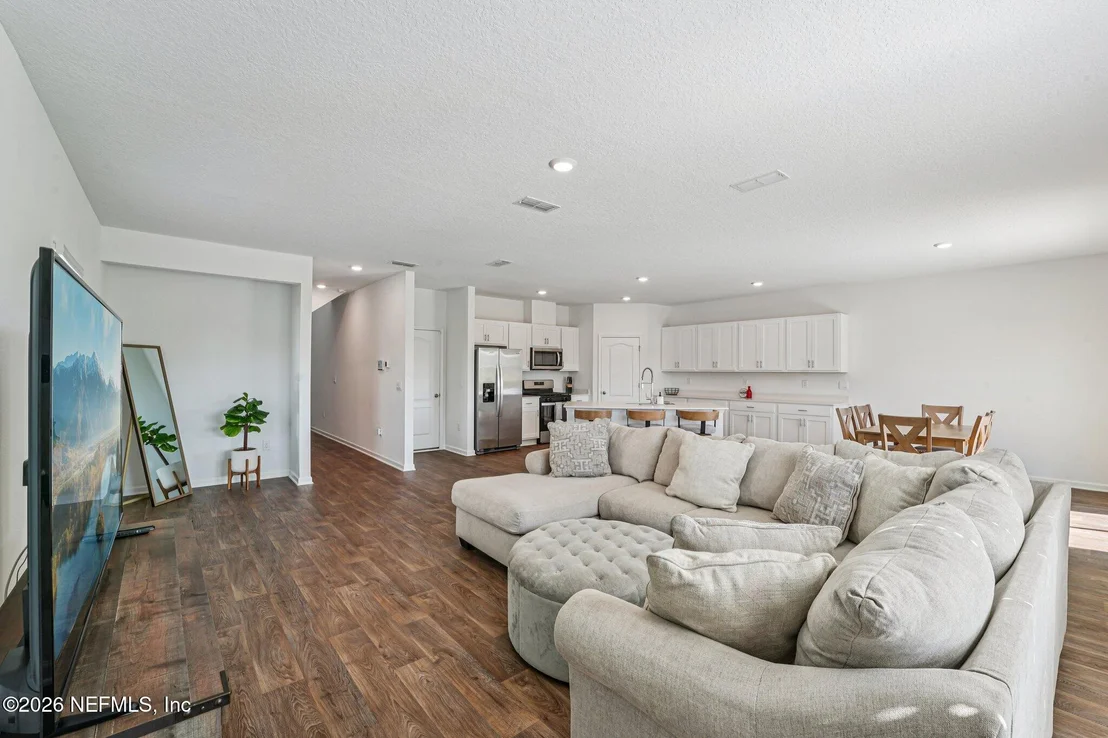 Photo of 96 MINHO Court