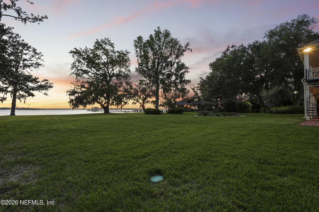 Photo of 13200 MANDARIN Road