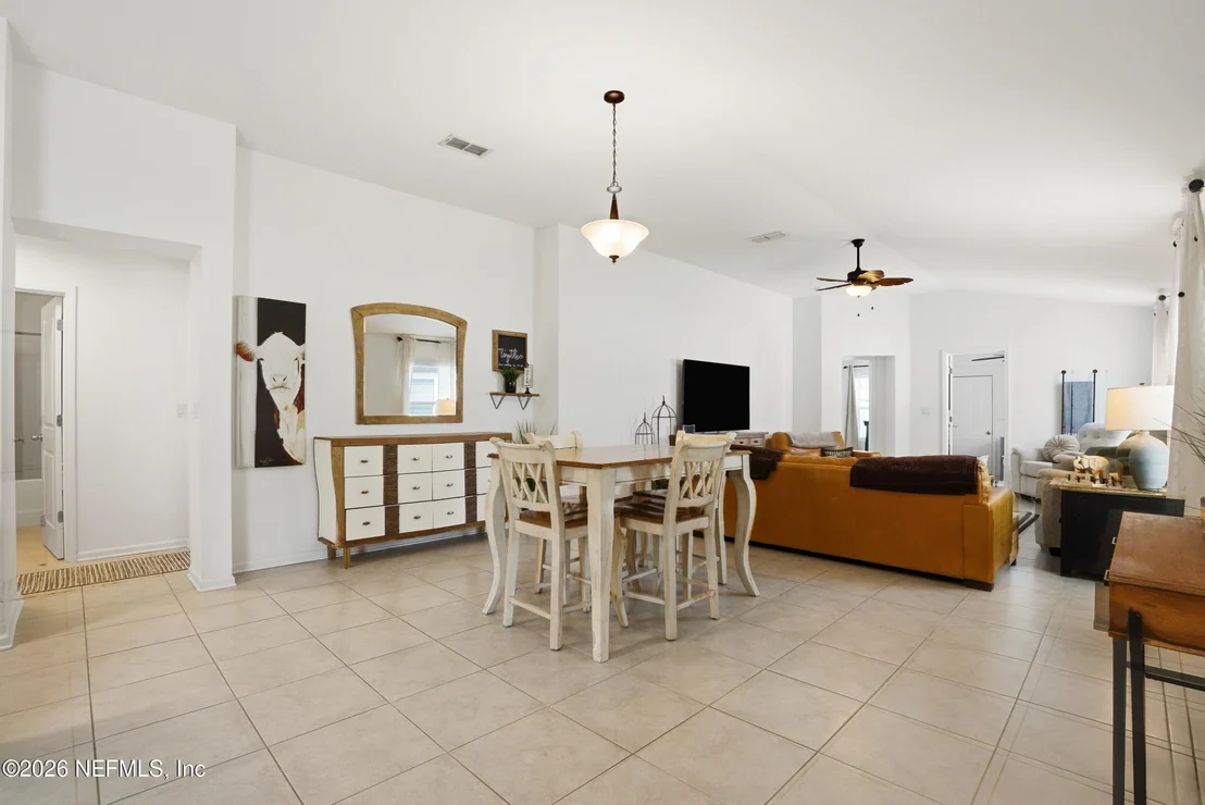 Photo of 52 NEWLAND Court