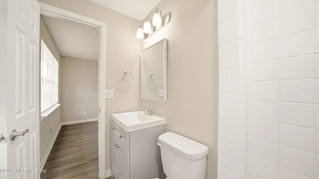 Photo of 586 MADEIRA Drive