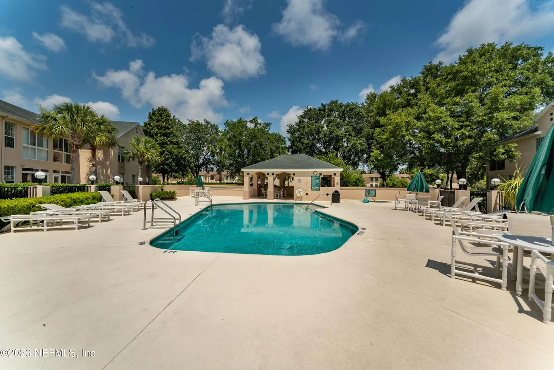 Photo of 910 PINE VALLEY Place