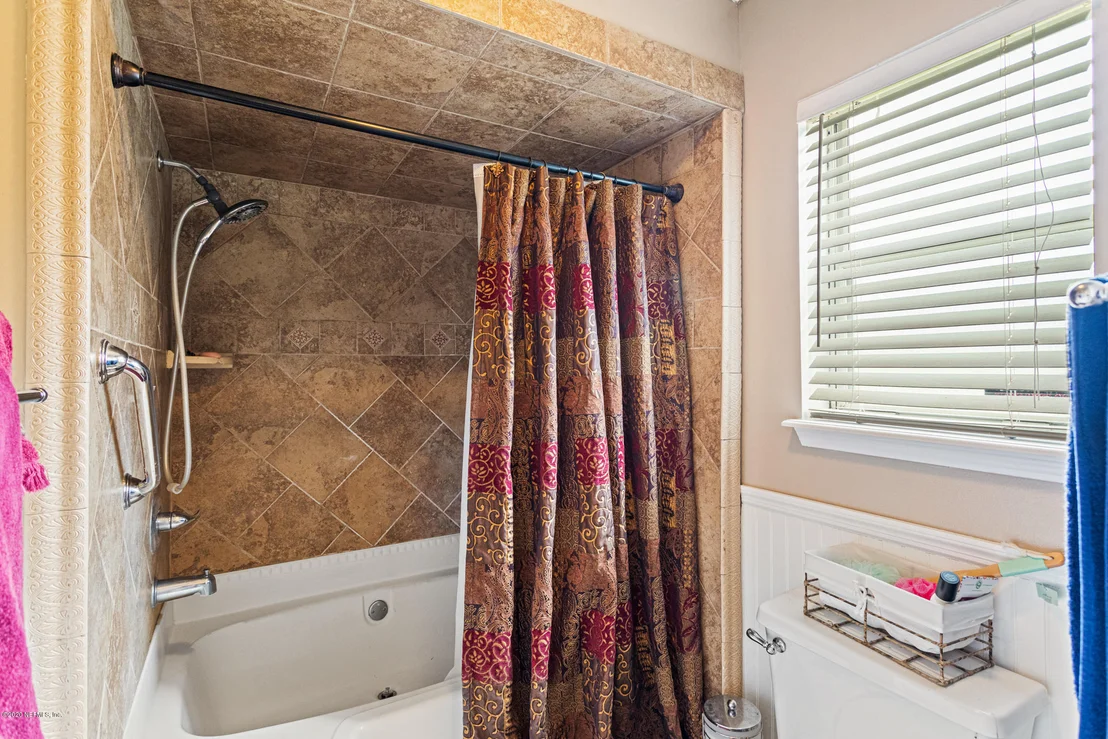 Photo of 285 CLOVER Court