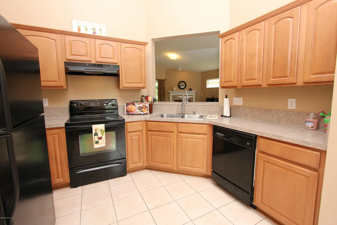 Photo of 329 W Tropical Trace