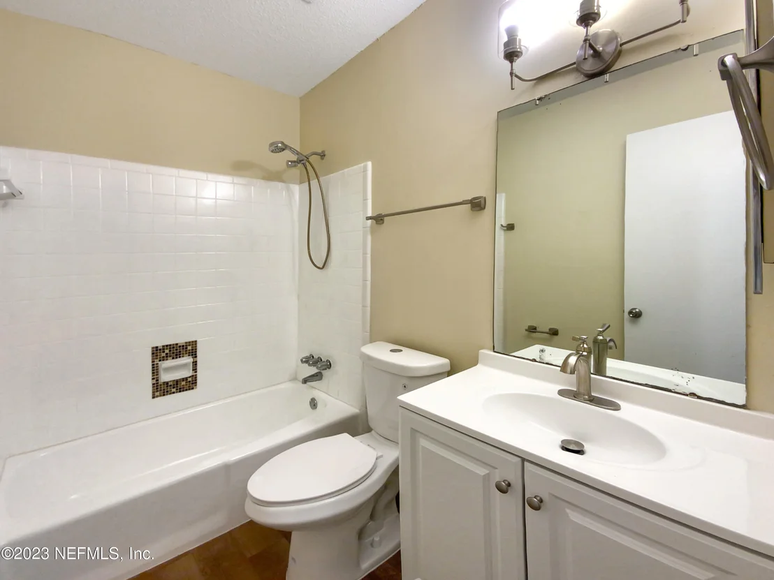 Photo of 5040 MCMANUS Drive