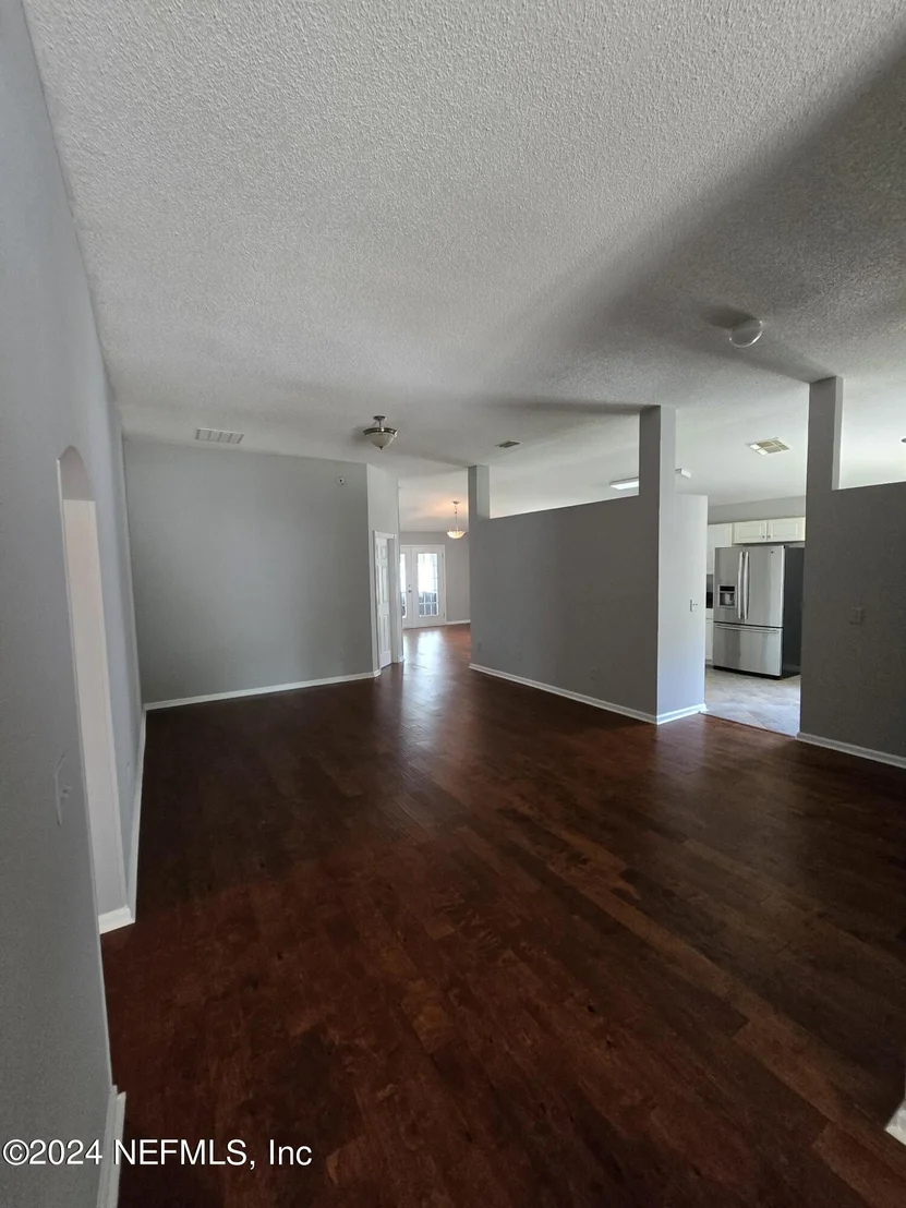 Photo of 724 S LILAC Loop