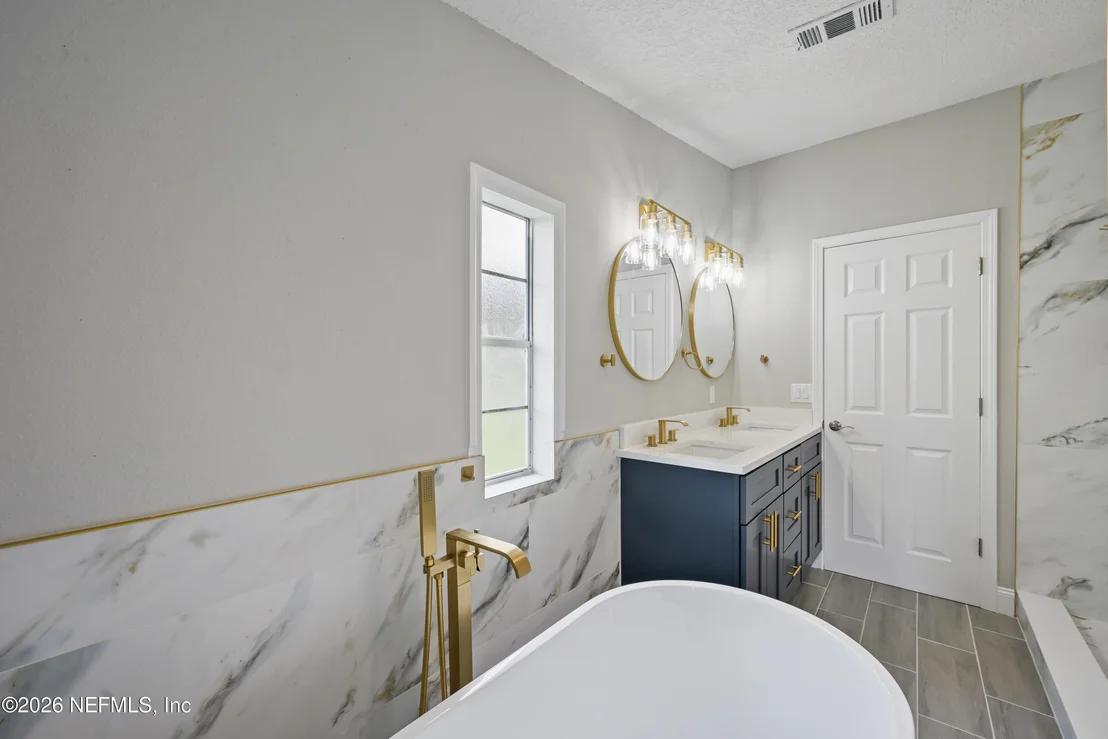 Photo of 10259 RABBIT RIDGE Road