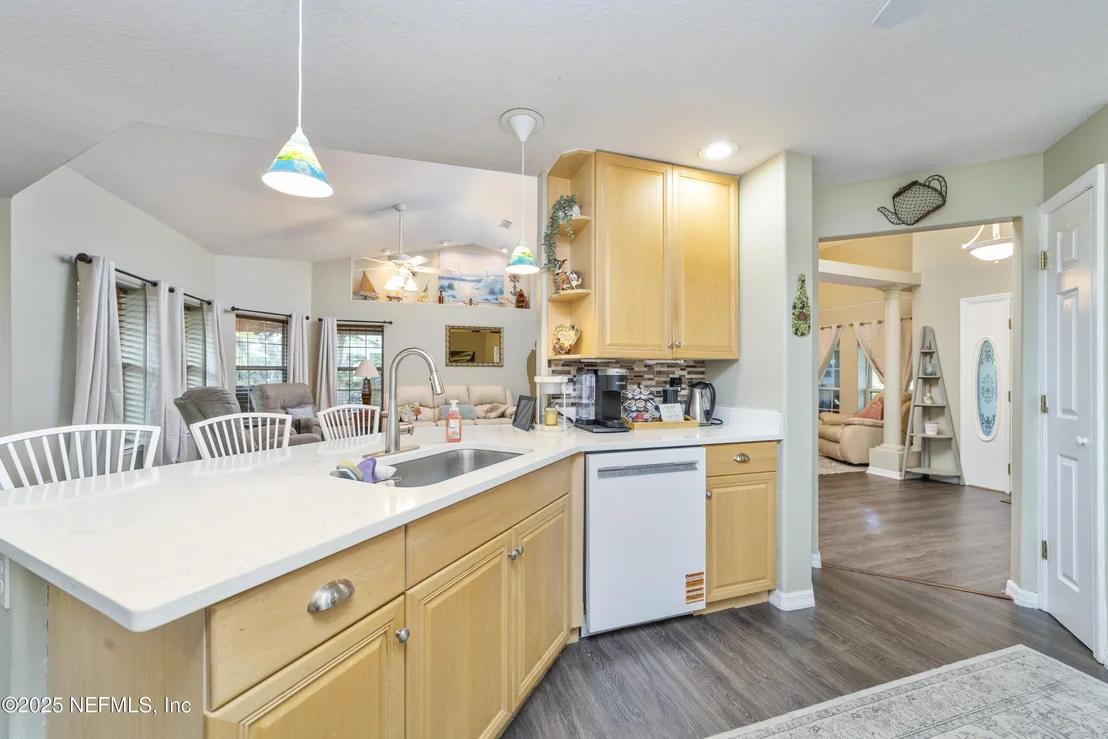 Photo of 408 NINETEENTH Street