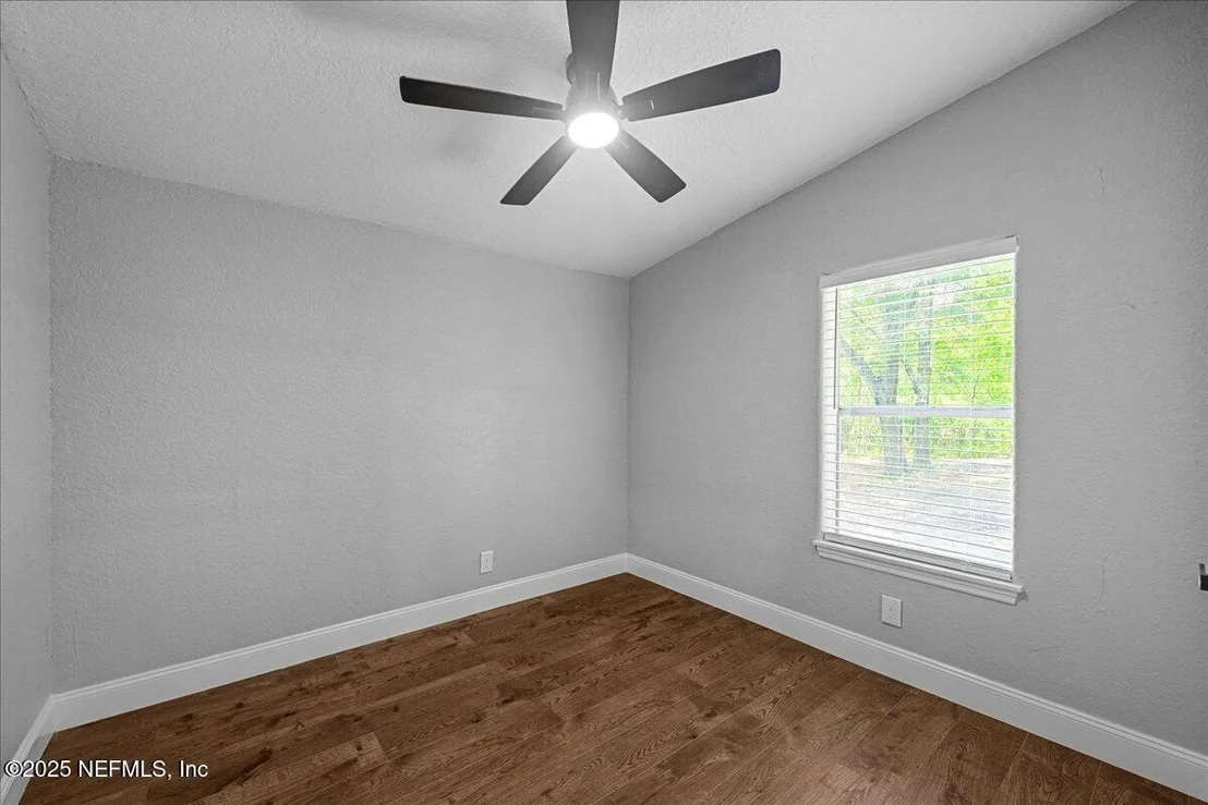 Photo of 146 CROSBY Road