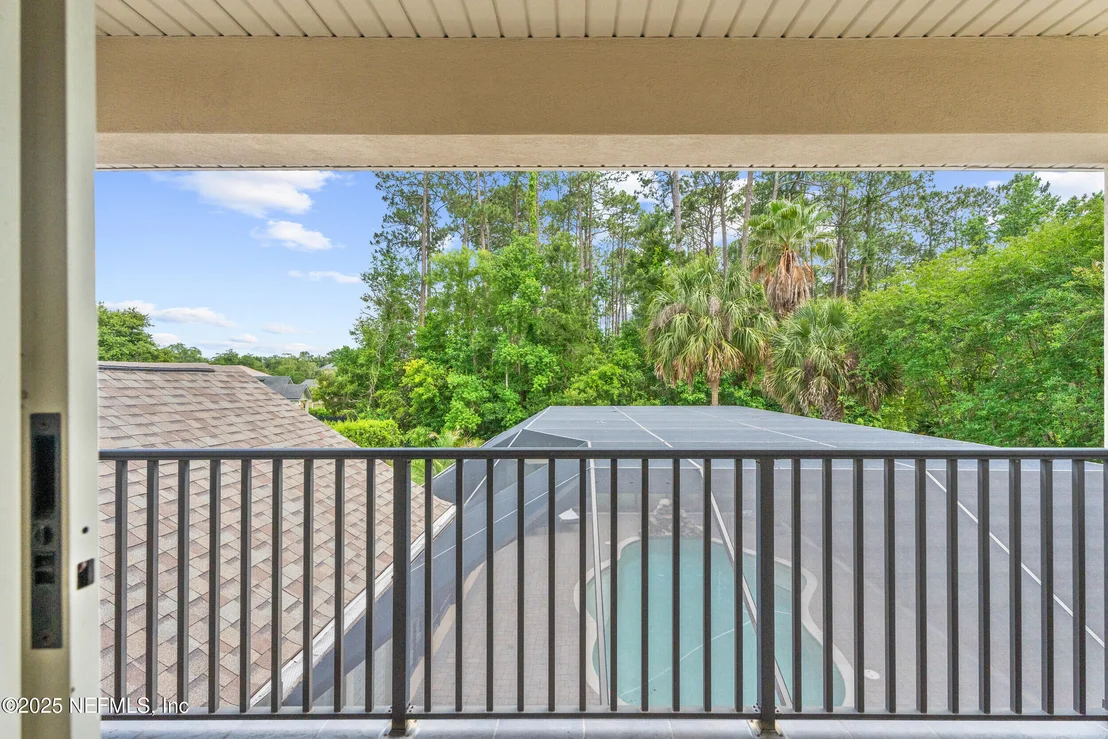 Photo of 389 SUMMERSET Drive