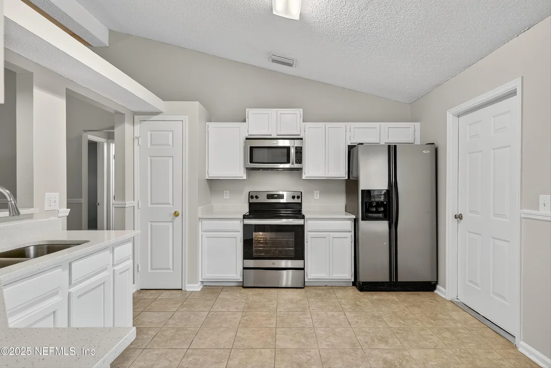 Photo of 7770 INVERMERE Boulevard N