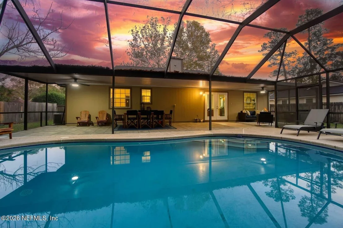 Photo of 4293 WALNUT Bend
