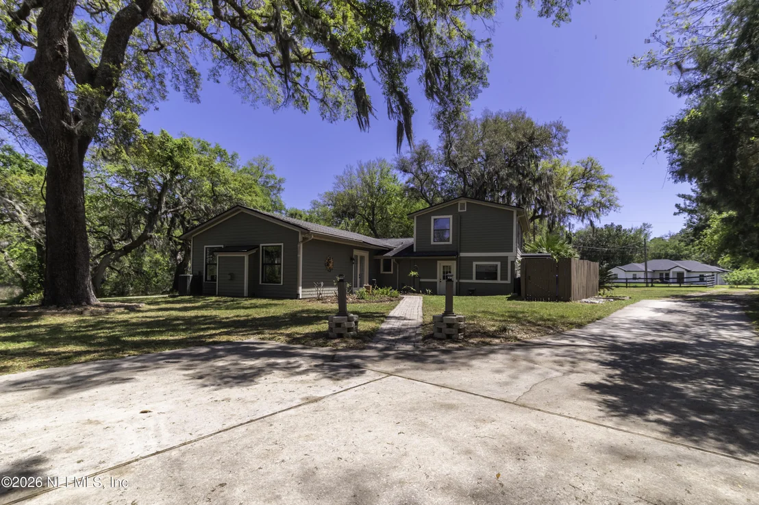 Photo of 430 COOPERS COVE Road