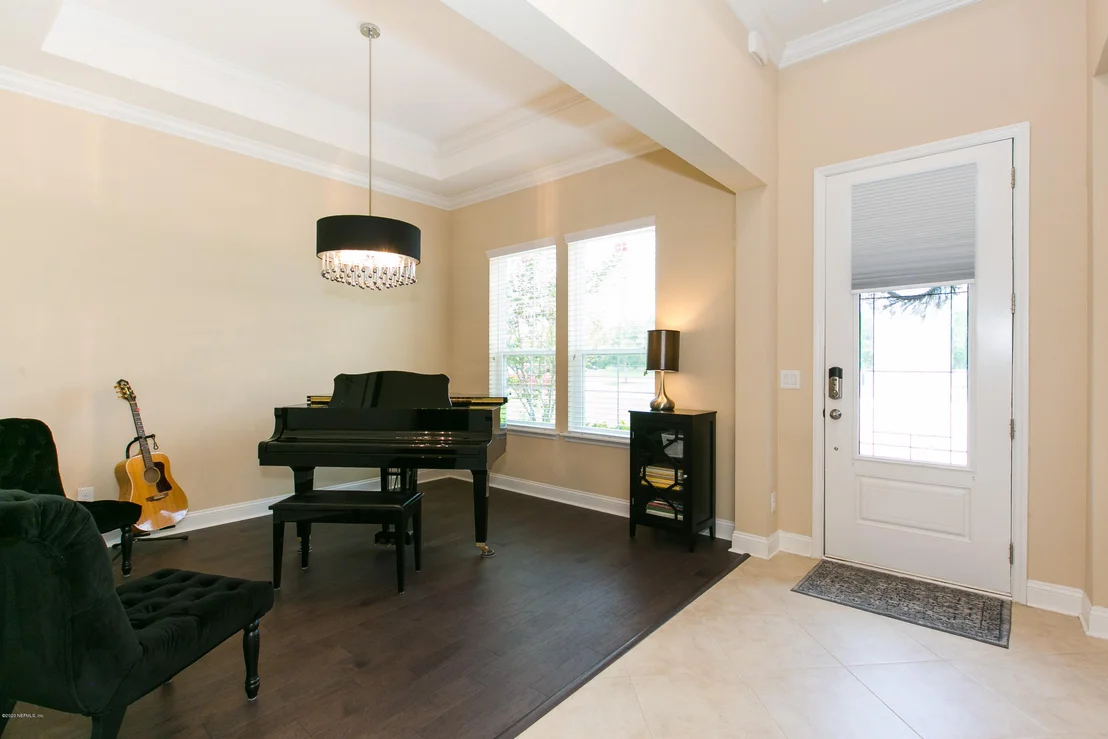 Photo of 228 RINCON Drive
