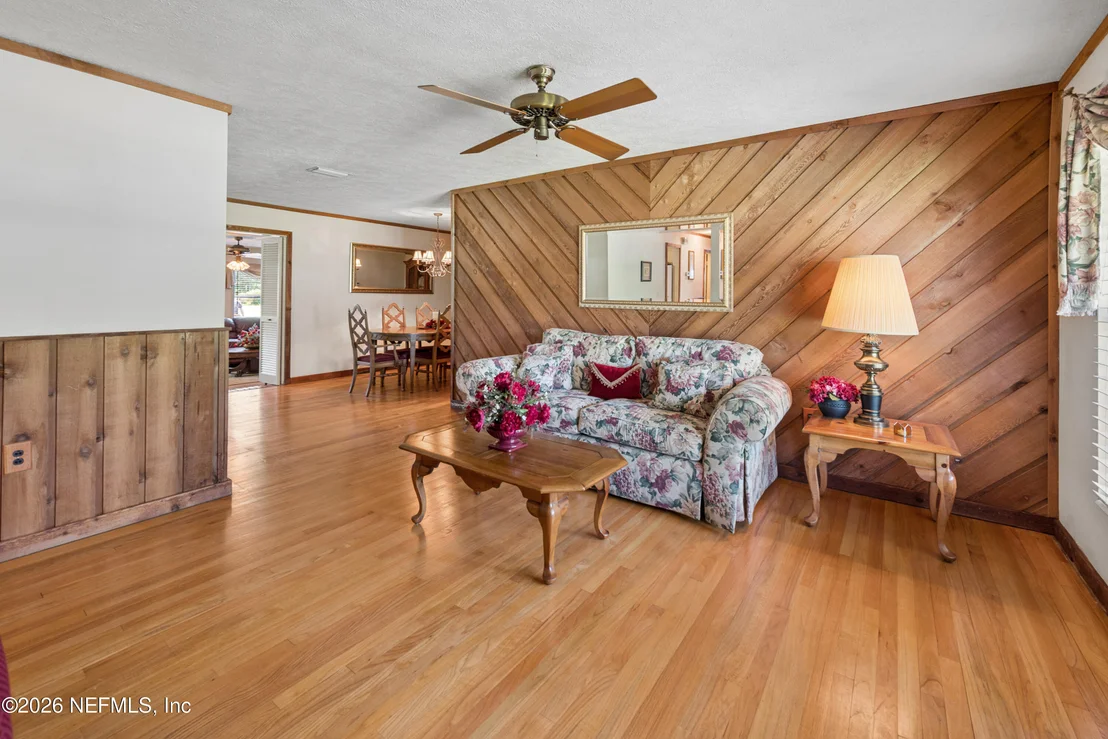 Photo of 1191 JOHNS Drive