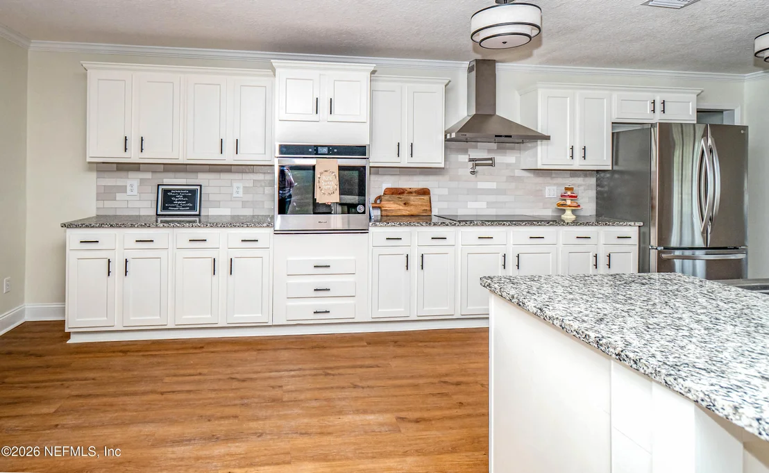 Photo of 6172 MILTONDALE Road