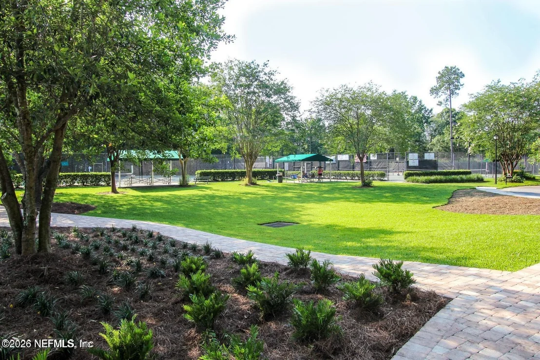 Photo of 1833 BLUEBONNET Way