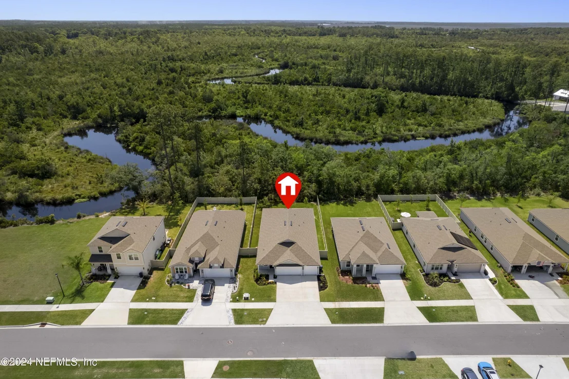 Photo of 65985 EDGEWATER Drive