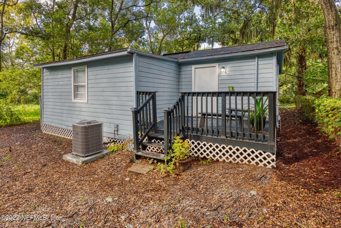 Photo of 6038 DIAMOND Street