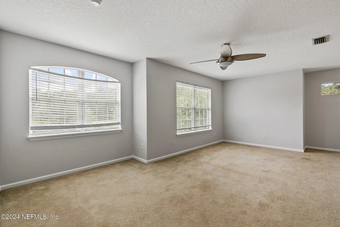 Photo of 4120 LONICERA Loop