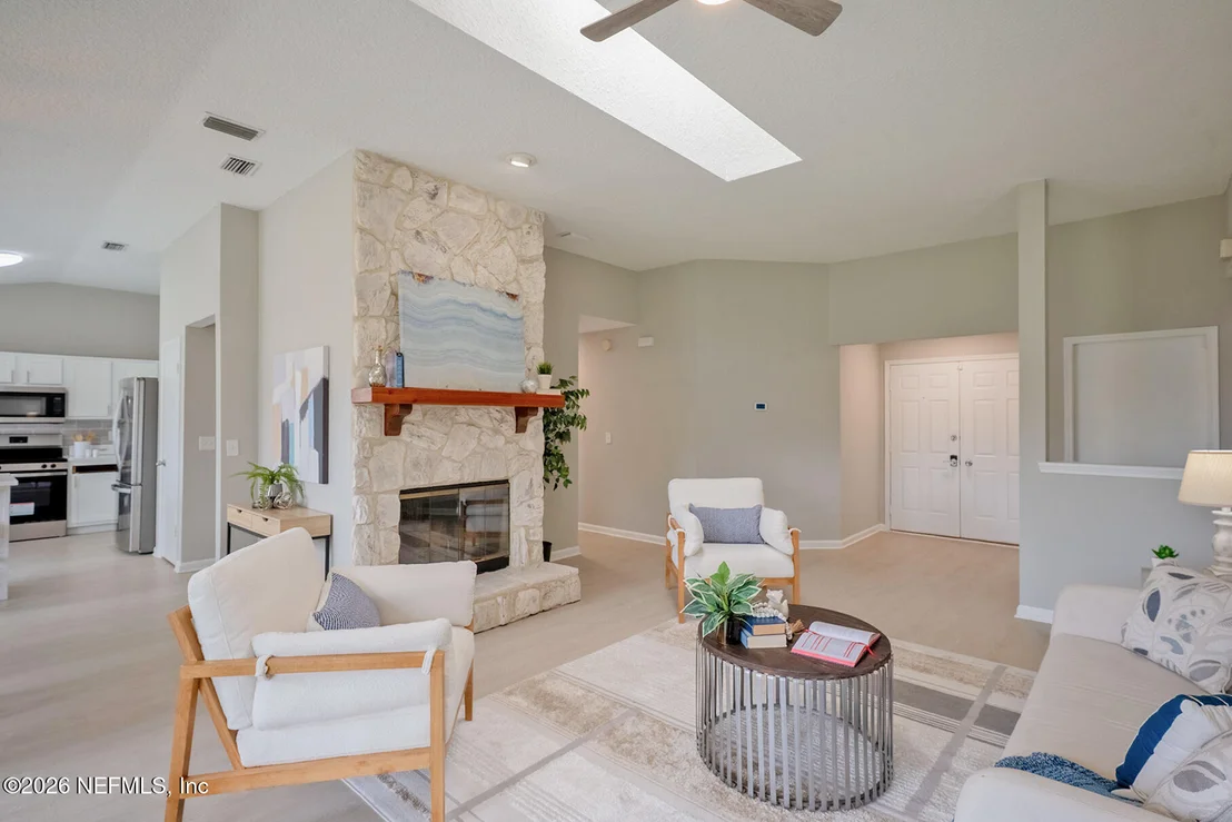 Photo of 7838 MOSS POINTE Trail W