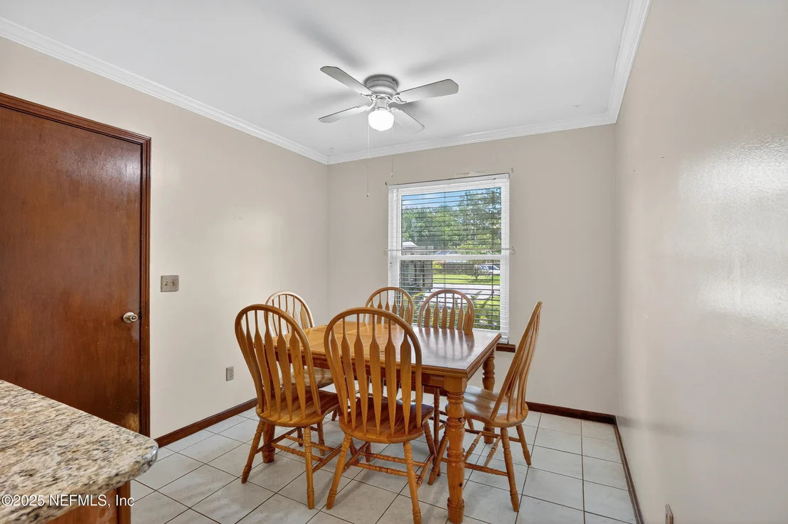 Photo of 530 HICKORY Drive