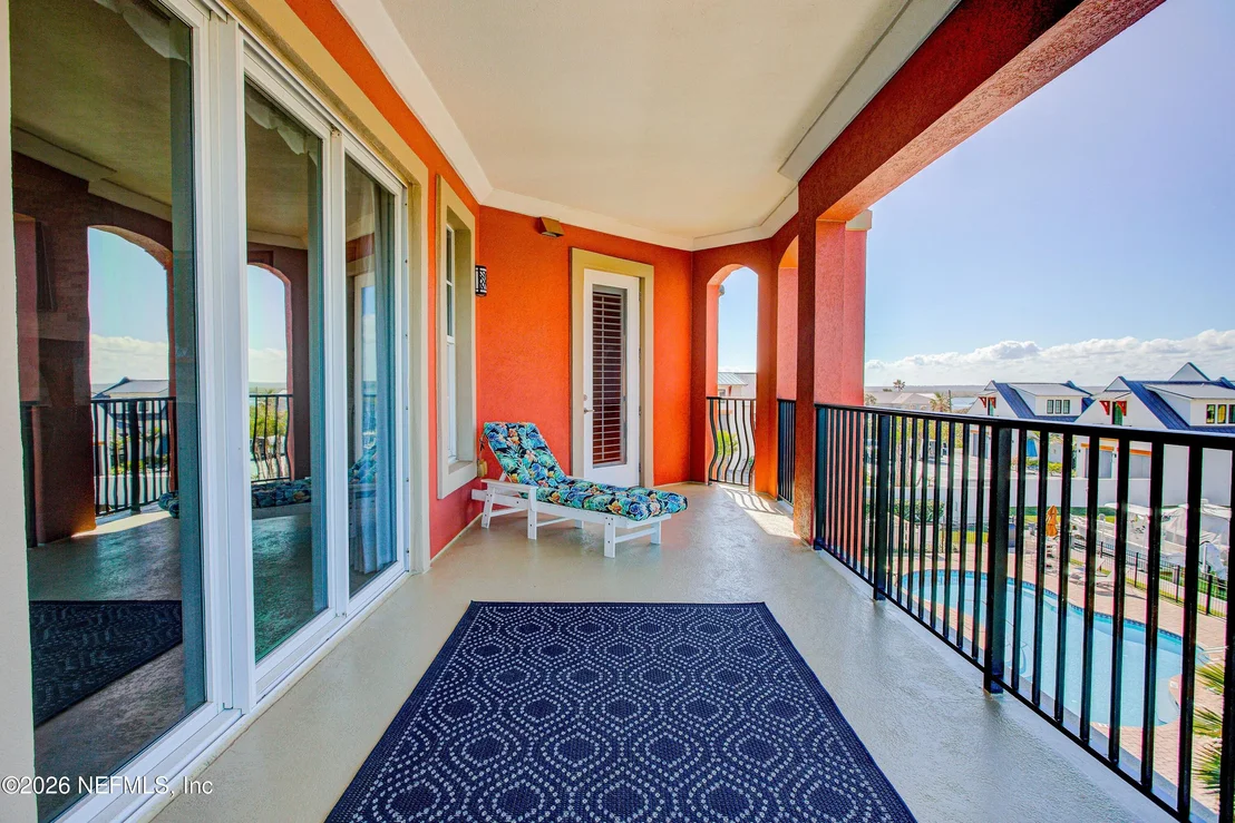 Photo of Unit 303 at 115 SUNSET HARBOR Way