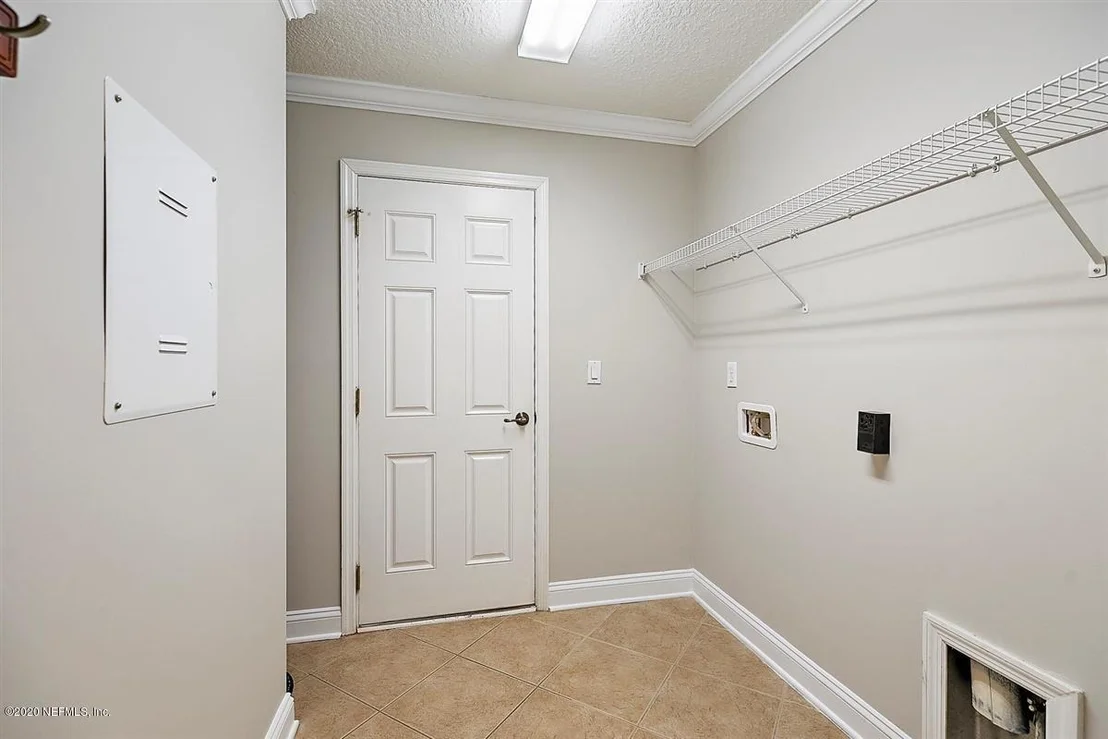 Photo of 1320 POWIS Road