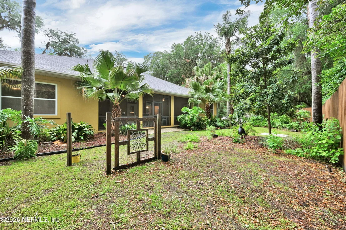 Photo of 1014 FRUIT COVE Road