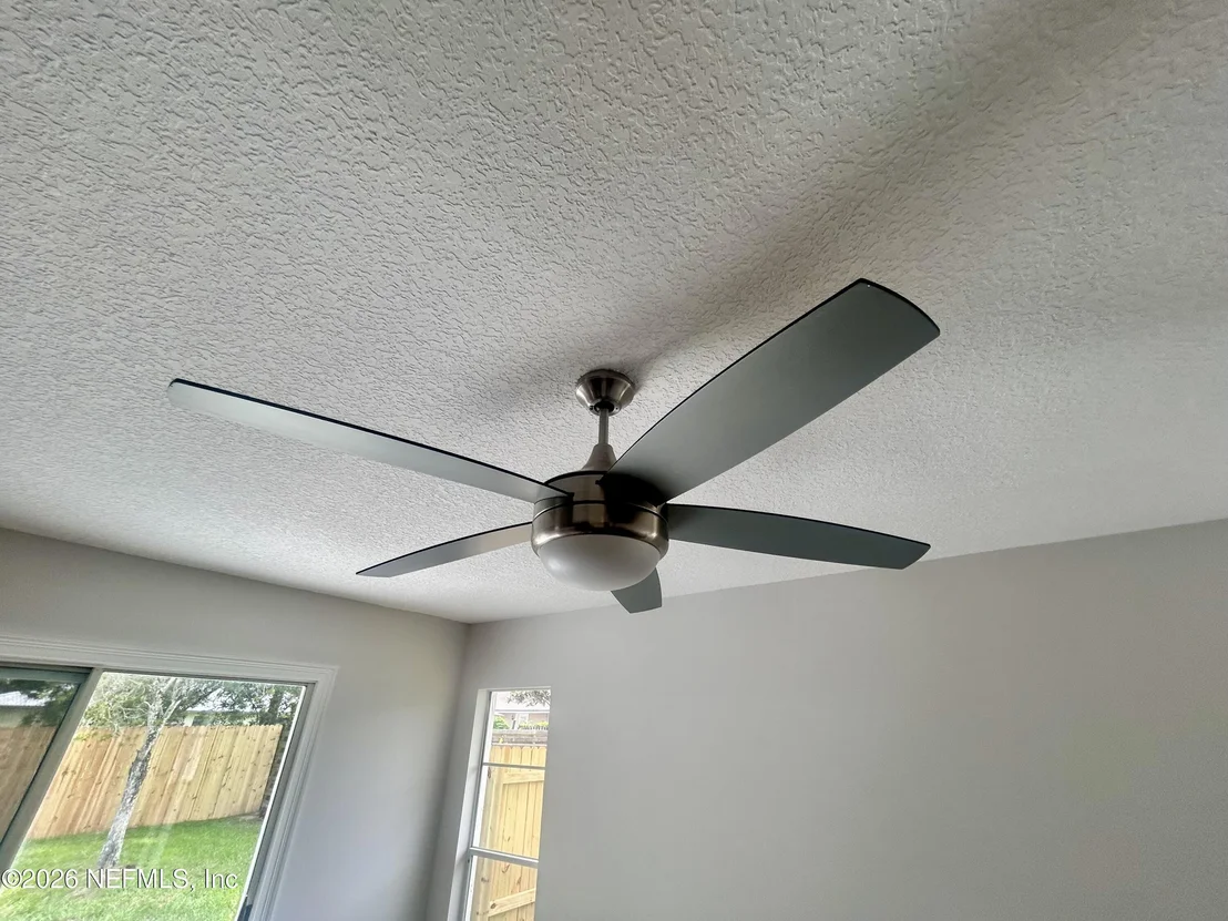 Photo of 702 NIEVES Lane