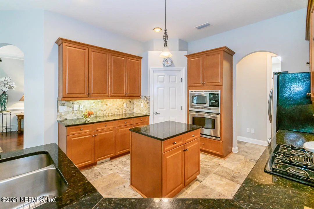 Photo of 492 SEBASTIAN Square