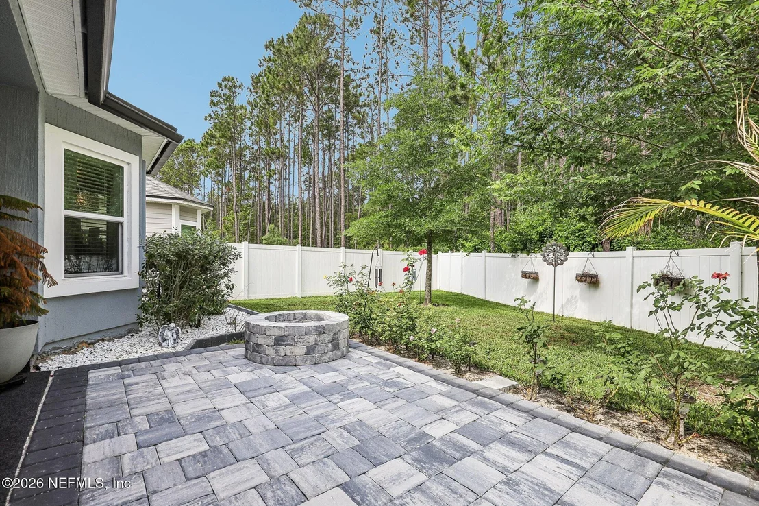 Photo of 910 LAUREL VALLEY Drive