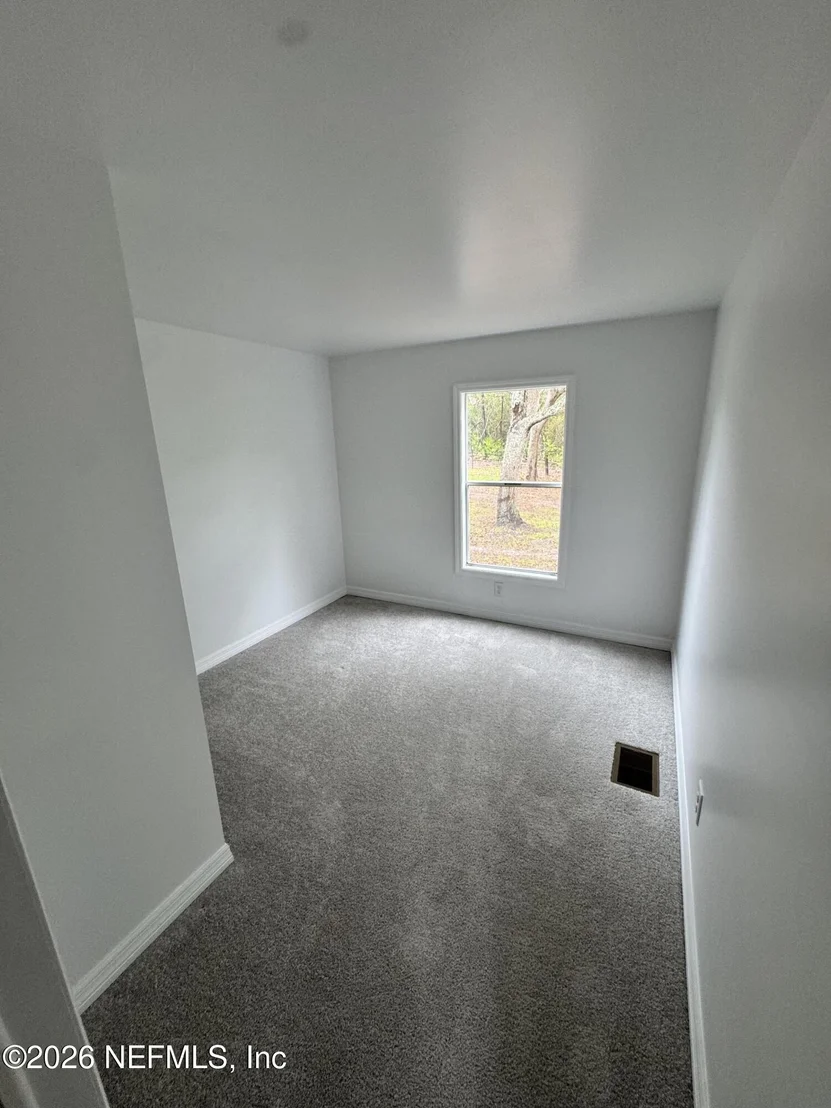 Photo of 228 BROWNS HAMMOCK Road