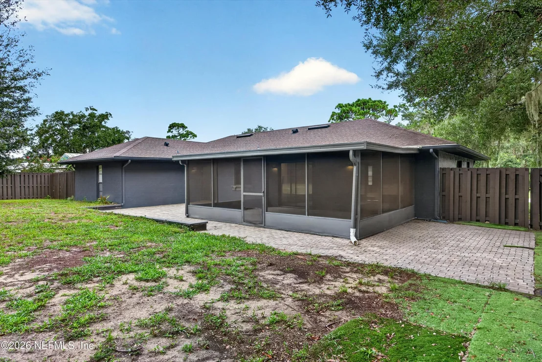 Photo of 551 DELTONA Boulevard