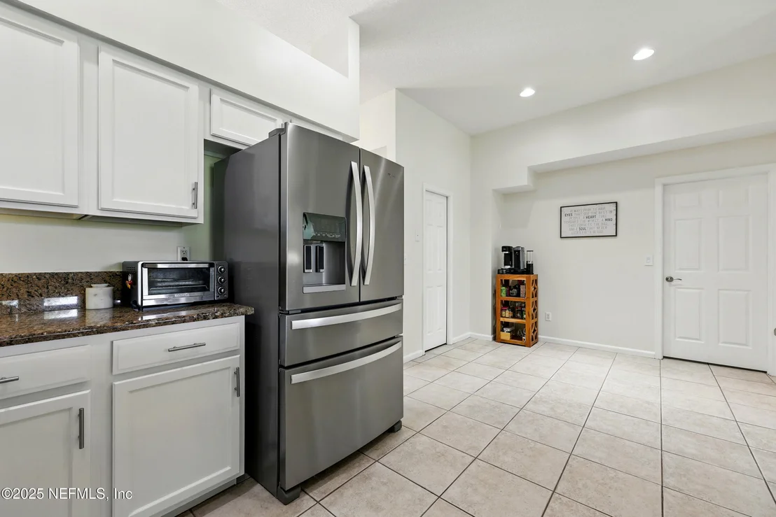 Photo of 364 MAPLEWOOD Drive