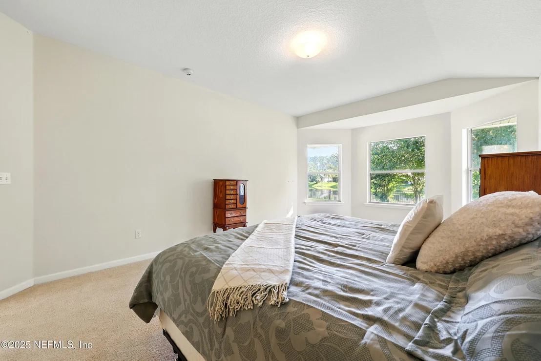 Photo of 372 JOHNS CREEK Parkway