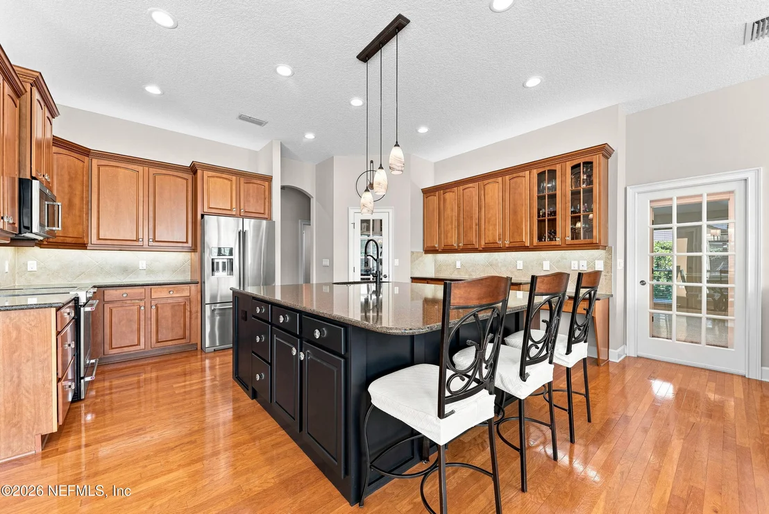 Photo of 1304 HONEYSUCKLE Drive