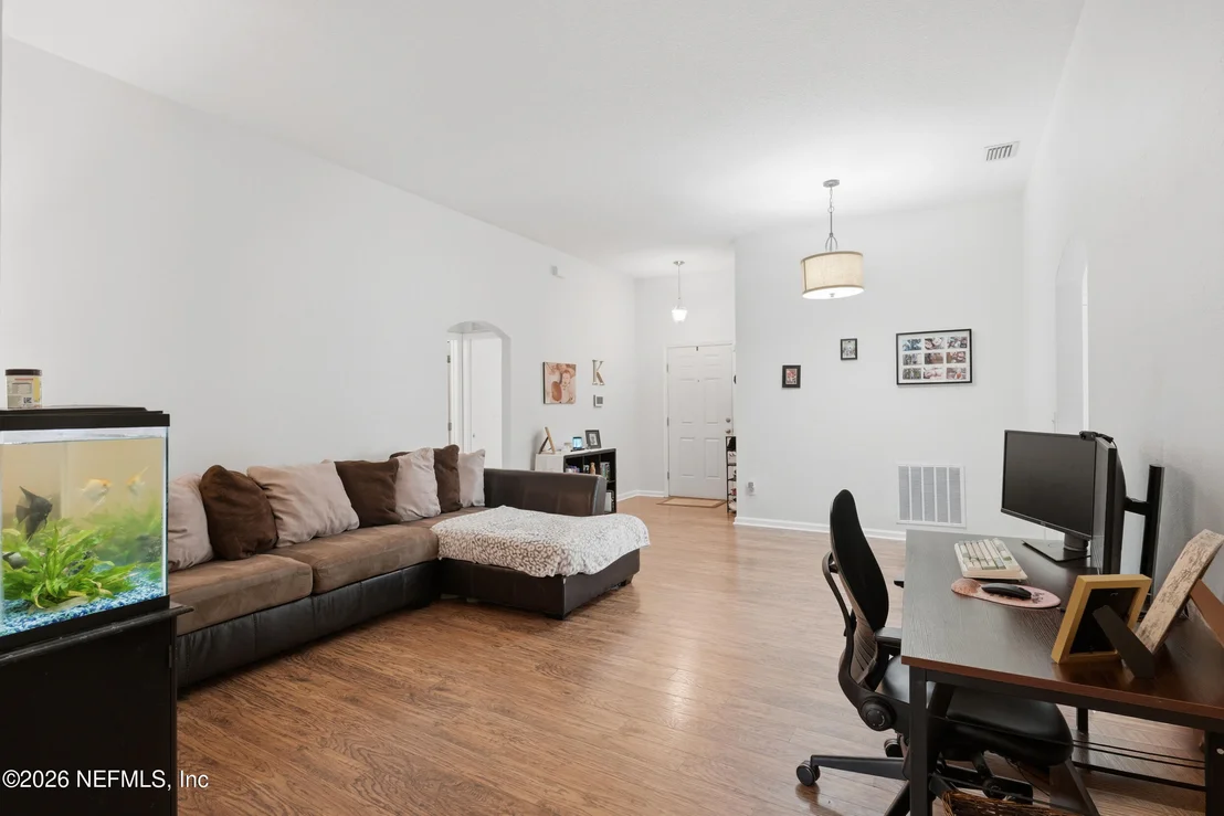 Photo of 9526 BEMBRIDGE MILL Drive