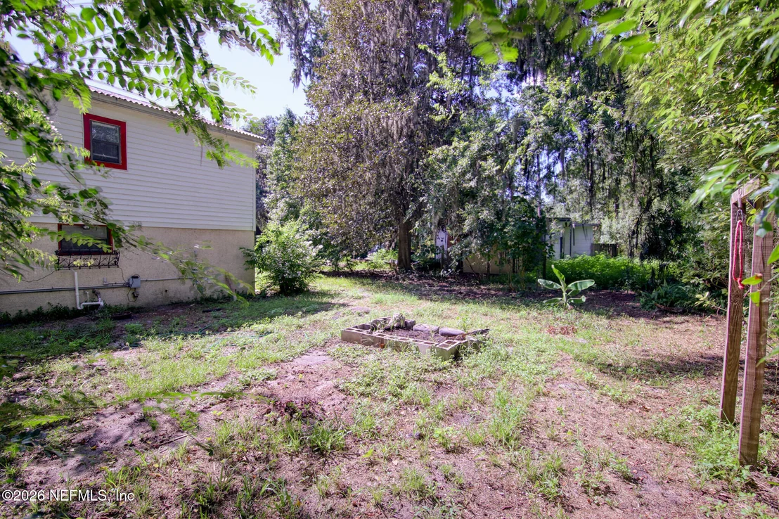 Photo of 9924 SUNSET Drive