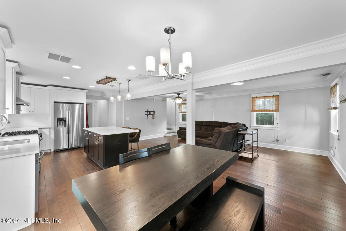 Photo of 1308 SYDNEY Place