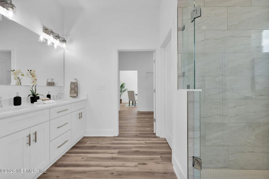 Photo of 6030 HECKSCHER Drive