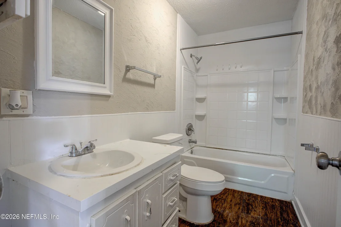 Photo of 5831 CARTER Lane