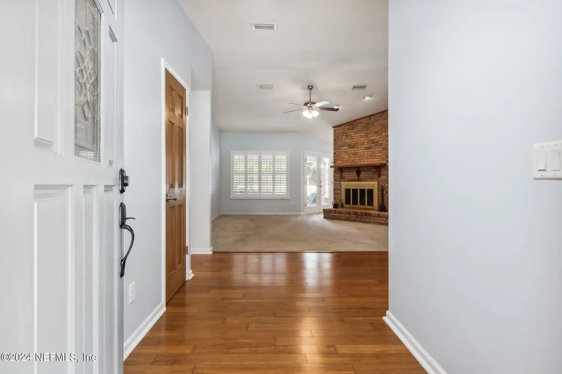 Photo of 55199 DEER RUN Road