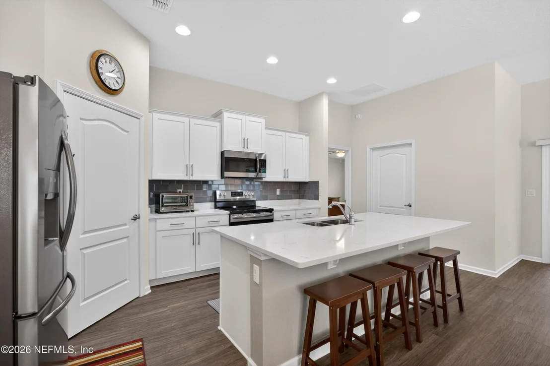 Photo of 3559 BAXTER Street